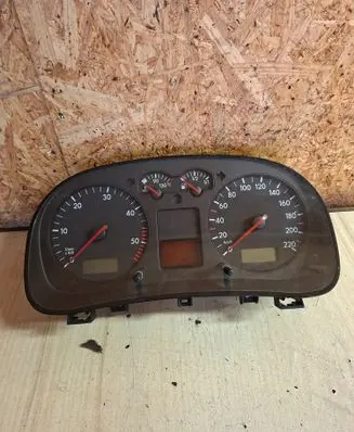 Volkswagen Golf IV Speedometer (instrument cluster) 1J0920825B 0810540170 0263928062