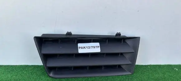 Renault Megane II Front bumper lower grill G8200114156