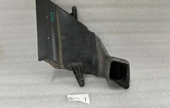Audi A4 S4 B8 8K Air intake duct part 8K0129618A 8K0129618 1021300801
