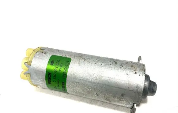Volvo XC60 Seat adjustment motor 198392104 198392 0130002530