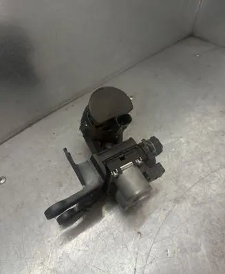 Coolant heater control valve