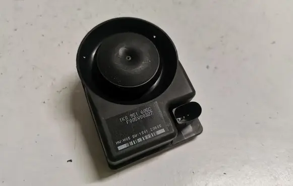 Audi A5 8T 8F Alarm system siren 1K0951605C