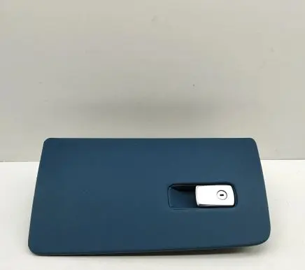 BMW XM Glove box 5A530C2