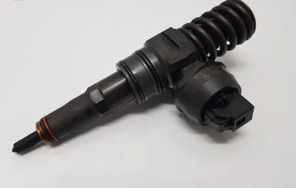 Volkswagen Caddy Fuel injector 038130073BN