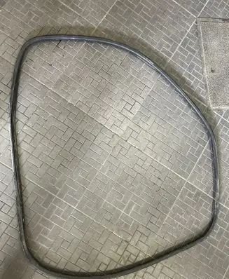 Toyota RAV 4 (XA20) Front door rubber seal 
