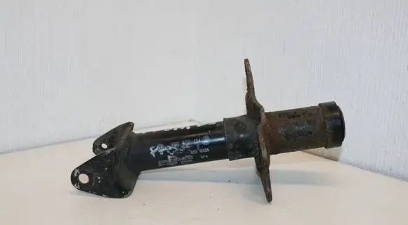 Volkswagen PASSAT B5 Front bumper shock/impact absorber 3B0807134A 02310028