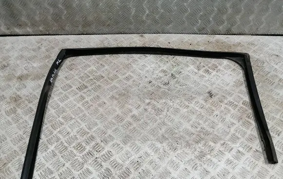 Ford Ka Front door rubber seal 