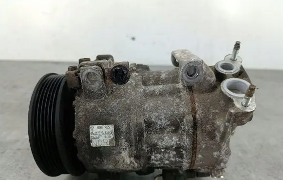 Peugeot 308 Air conditioning (A/C) compressor (pump)