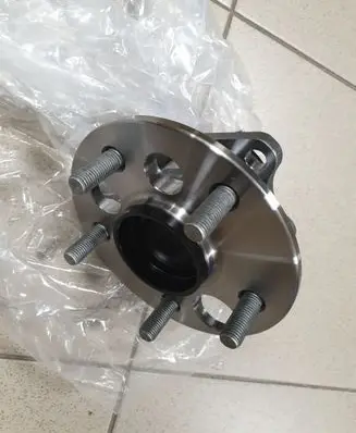 Toyota Auris E180 Rear wheel ball bearing 4245002121
