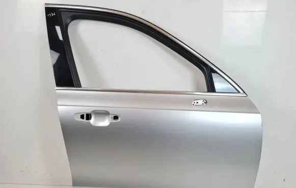 Volvo XC90 Front door