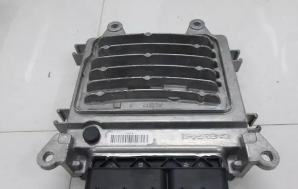 Mercedes-Benz C W204 Engine control unit/module A6519005301