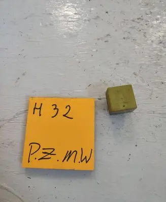 Peugeot 307 Other relay 03701 2482