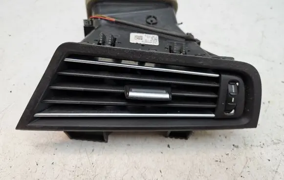 BMW 5 F10 F11 Dashboard side air vent grill/cover trim 9166884