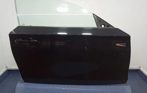 BMW 1 E82 E88 Front door 