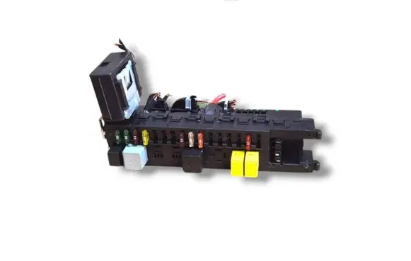 Mercedes-Benz C W203 SAM control unit 2035453401 5DK008486-15
