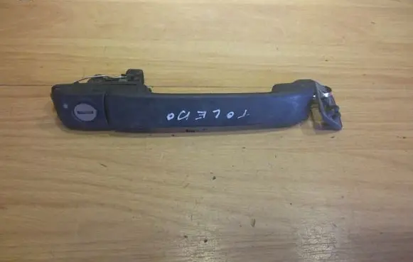 Seat Toledo I (1L) Front door exterior handle