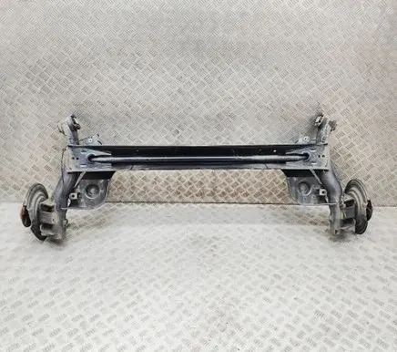 Nissan Juke II F16 Rear axle beam 555013648R 4300000Q0F