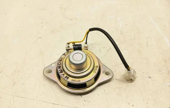 Hyundai i40 Front door high frequency speaker V698JS