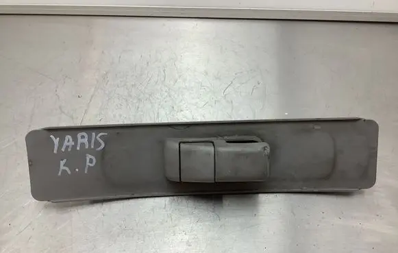 Toyota Yaris Other interior part 1035554