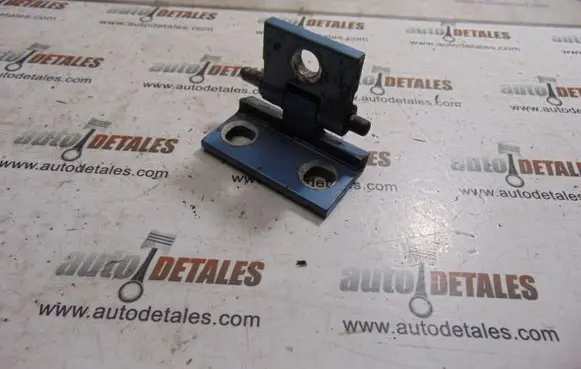 Volvo V70 Rear door lower hinge