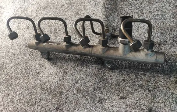 Renault Scenic I Fuel main line pipe 7700111013 0445214015