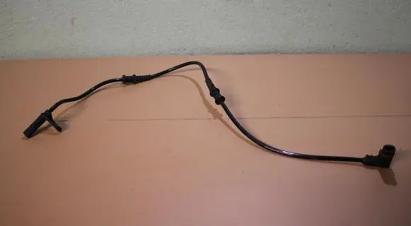 Mercedes-Benz C W203 ABS brake wheel speed sensor A2035400417