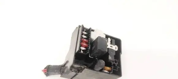 Toyota RAV 4 (XA20) Fuse box set