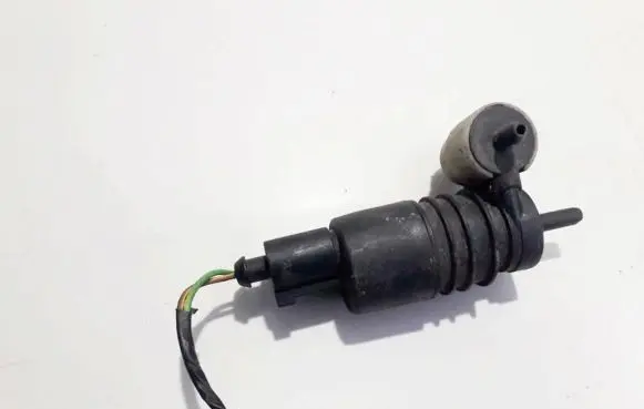 Volkswagen Golf IV Windscreen/windshield washer pump 1j0973722