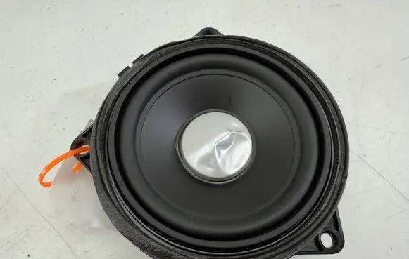BMW 4 F32 F33 Subwoofer speaker 61928910 9364956