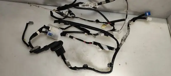 Toyota Auris 150 Tailgate/trunk wiring harness 8218533966 8218427056