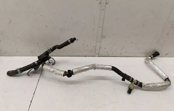 Volvo XC90 Engine coolant pipe/hose 31368487