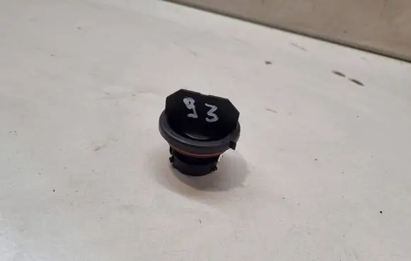 Saab 9-3 Ver1 12 V Socket (front) FS711T1