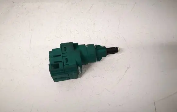 Audi A3 S3 8L Brake pedal sensor switch 1C0945511A