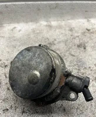 BMW 1 E81 E87 Vacuum pump 700437010