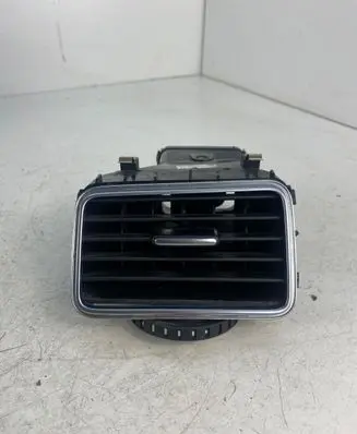 Volkswagen Touareg II Dashboard side air vent grill/cover trim 7P1819703A