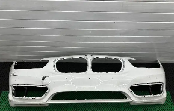 BMW 1 F20 F21 Front bumper 7371735