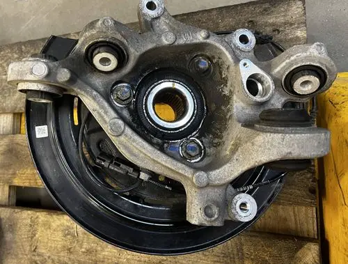 Chevrolet Camaro Rear wheel hub 84089877 13507304 810889378