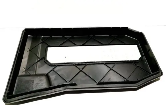 Volkswagen Touareg I Battery box tray cover/lid 7L0864643B 547570