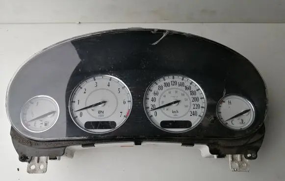 Chrysler 300M Speedometer (instrument cluster) P05026411AB