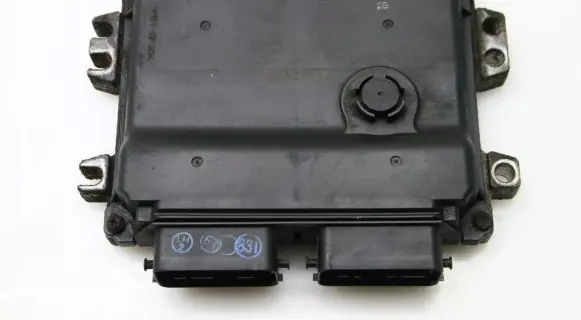 Suzuki Grand Vitara II Engine control unit/module 3391078K00