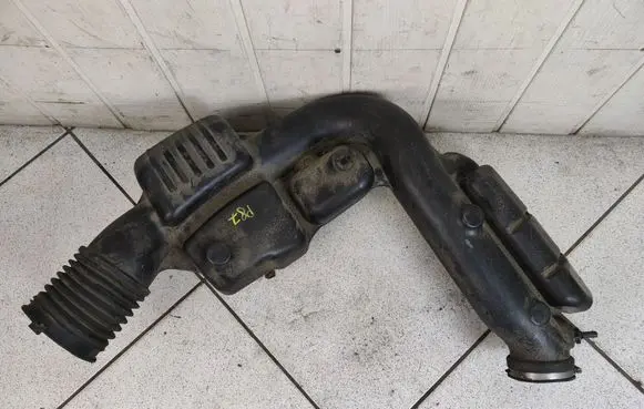 Dodge Durango III Intake resonator 68022170AD