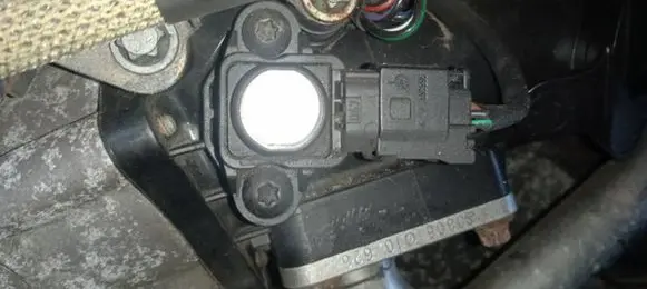 Mercedes-Benz CLS C219 Air pressure sensor A0061531528 0261230144