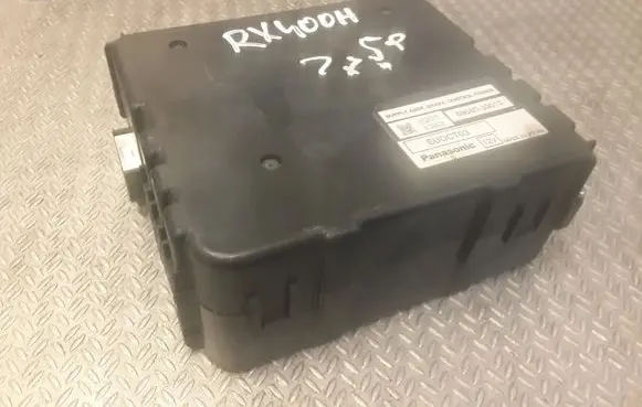 Lexus RX 330 - 350 - 400H Rear brake EMF control unit/module 8968033010
