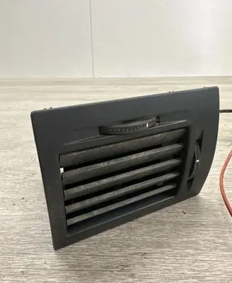 Opel Meriva A Dash center air vent grill 2892001 289210