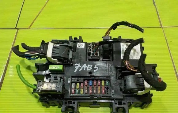 Ford Ka Fuse box set GU5T14B476EBF 7AB5
