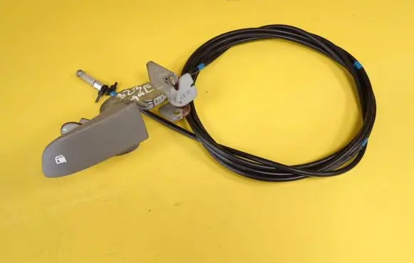 Mazda 323 F Fuel cap flap release cable 