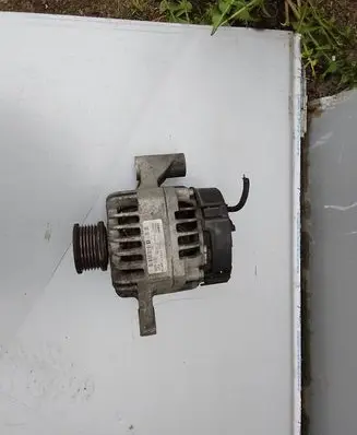 Alfa Romeo 159 Generator/alternator 51764265 C75827308 MS1012101090