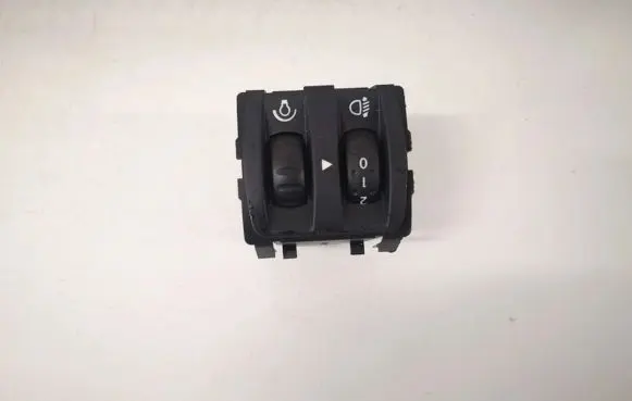 Renault Twingo II Headlight level height control switch 8200095495d 88020001