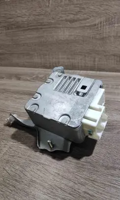 Toyota Yaris Power steering control unit/module 896500D160 6900001831