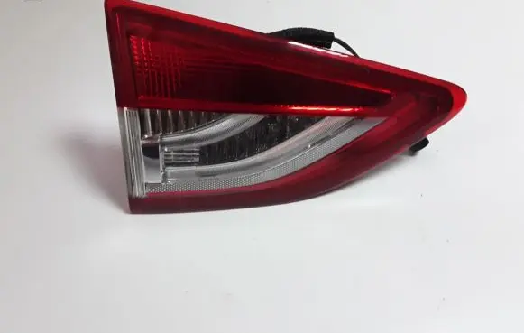 Ford Kuga II Tailgate rear/tail lights 90021833